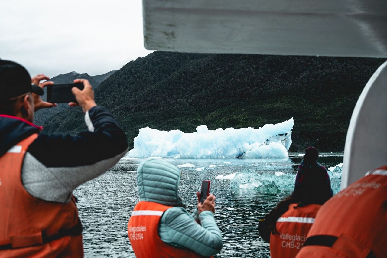 Laguna San Rafael – Full Day Catamarán