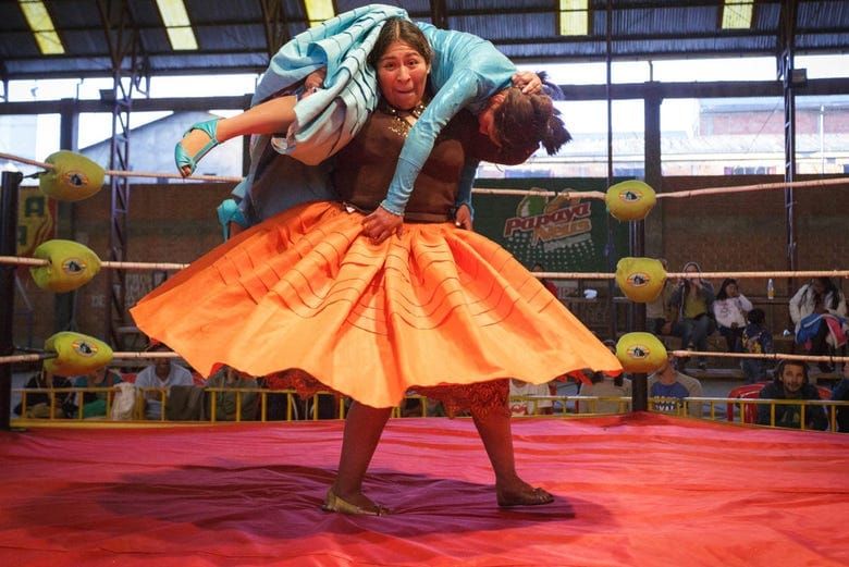 Cholitas Wrestling - Lucha Libre Boliviana