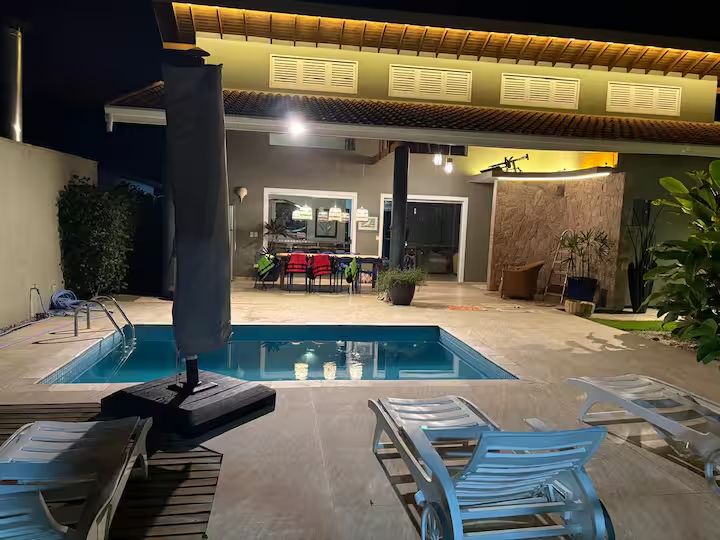 Casa Condomínio Com Piscina A Uma Quadra Da Praia