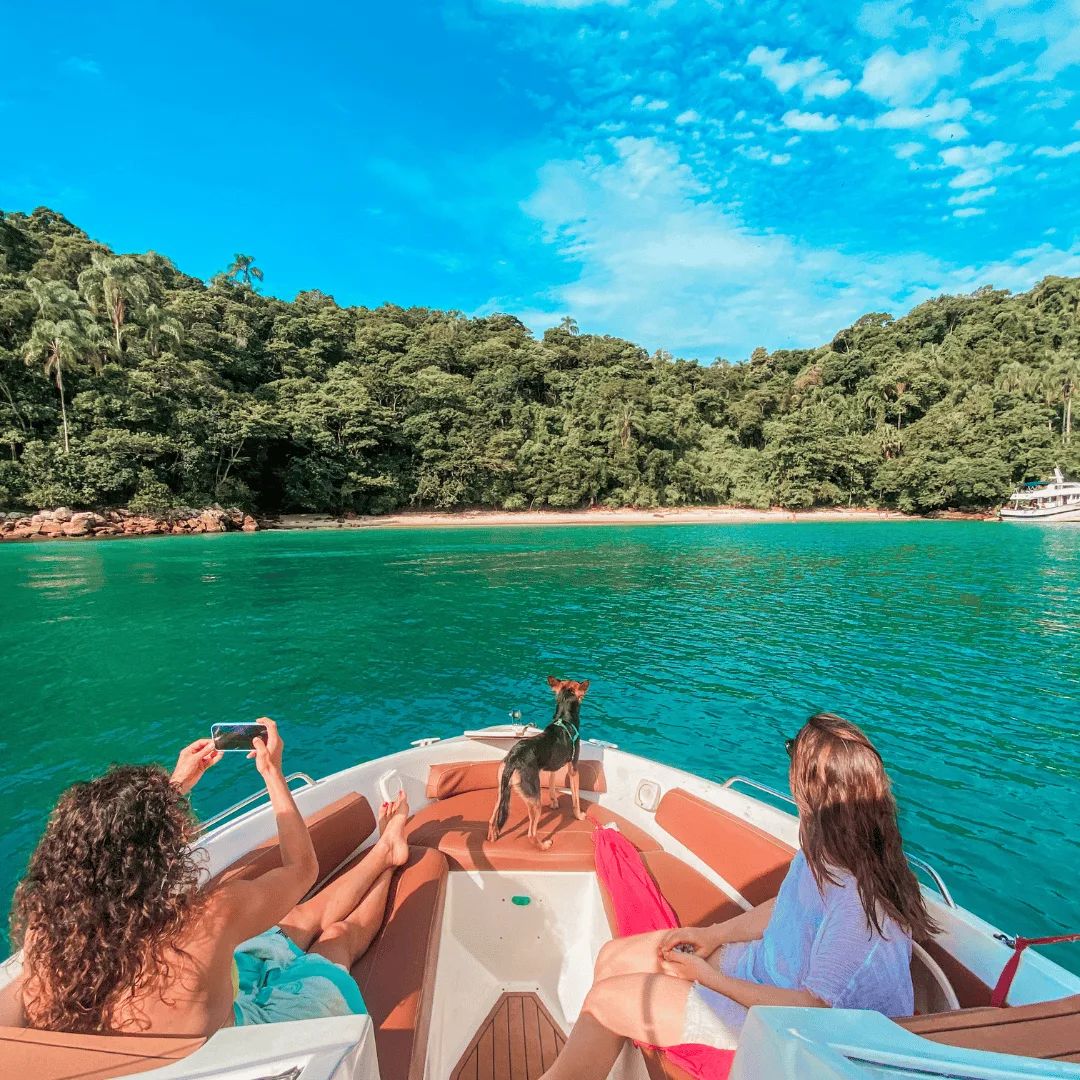 Paseo en lancha Paraty → Ilha Grande (roteiro exclusivo)