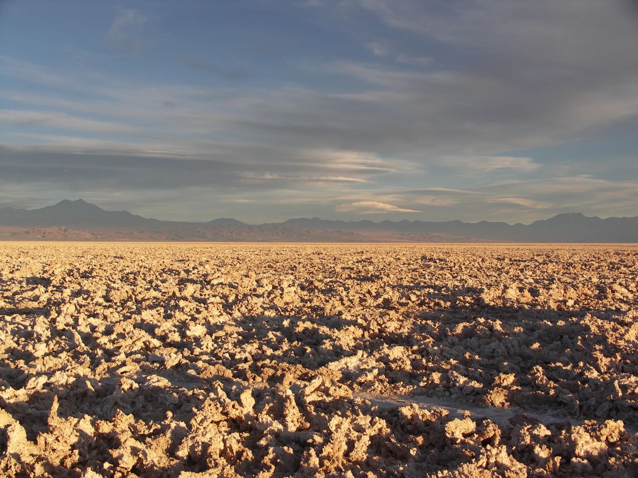 Los 2 tours astronómicos de San Pedro de Atacama: $25.000 y $28.000, y ninguna ficha cobra entrada aparte (2026)