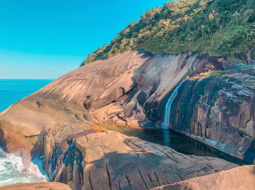 Trilha guiada a la Cascada do Saco Bravo — Paraty