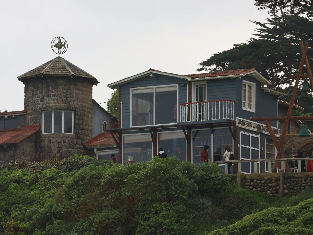 Isla Negra, Algarrobo y Viña Undurraga