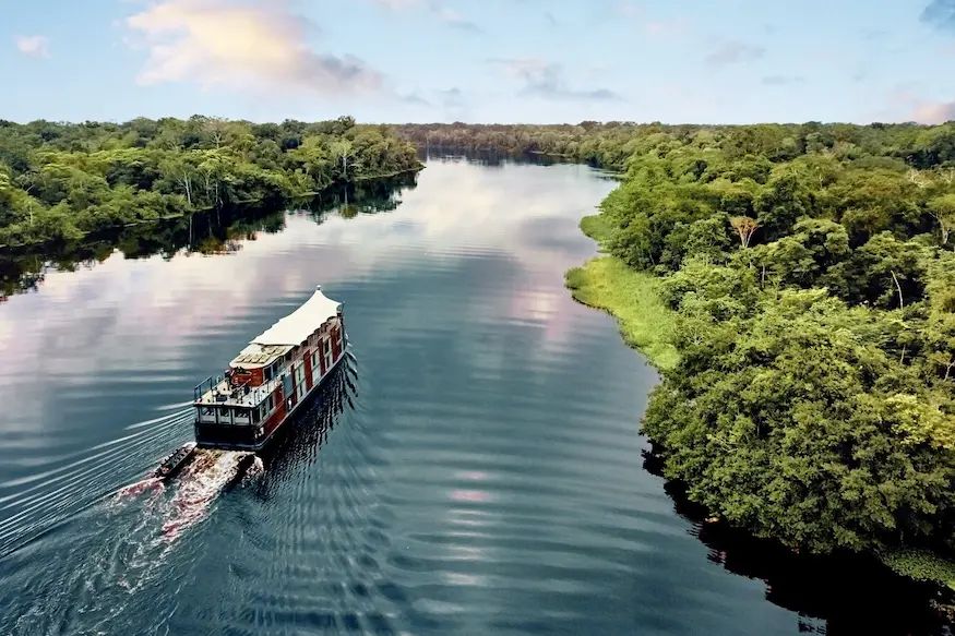 The Iquitos jungle in Chilean pesos: 10 Amazon expeditions compared, from a full day to the cruise (2026)