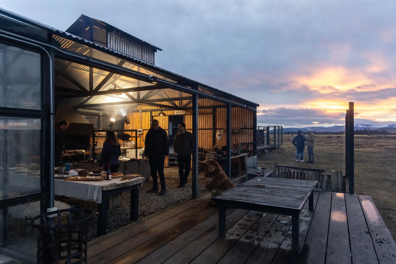 Cabalgata y almuerzo patagónico en estancia privada · Puerto Natales