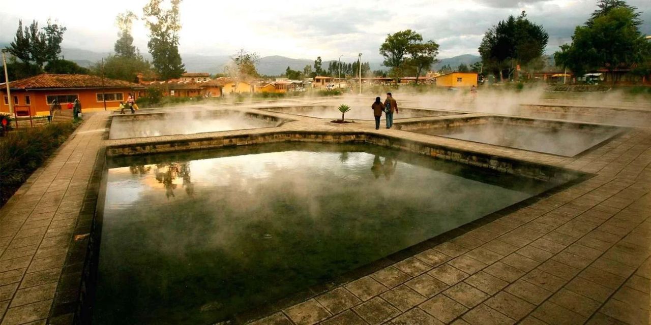 Colonial Charms - Hacienda La Colpa & Banos del Inca
