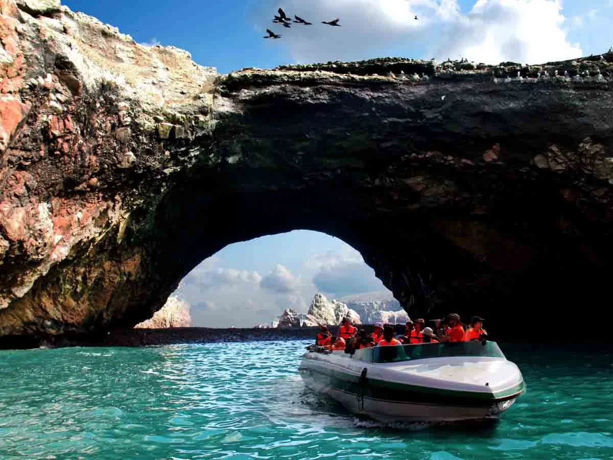 2 Días en Paracas y Huacachina - Escapada a las Maravillas de la Costa